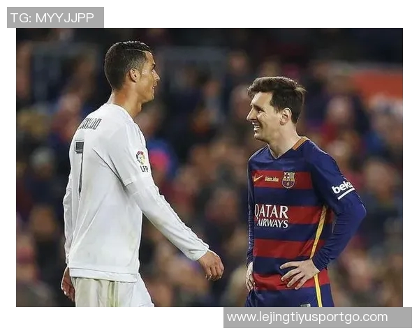 梅西与C罗再创辉煌38岁梅西17次入选最佳40岁C罗15次紧随其后